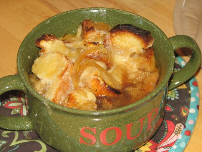 French Onion Soup Recipe – a Perfect Fall Comfort Food!