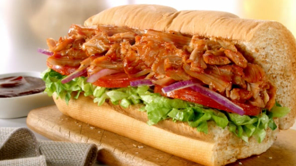 Subway #SmartNSaucy Smokehouse BBQ Chicken Sandwich