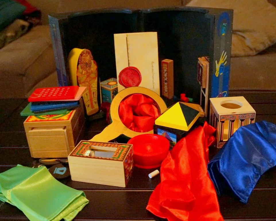 Melissa & Doug Magic Set