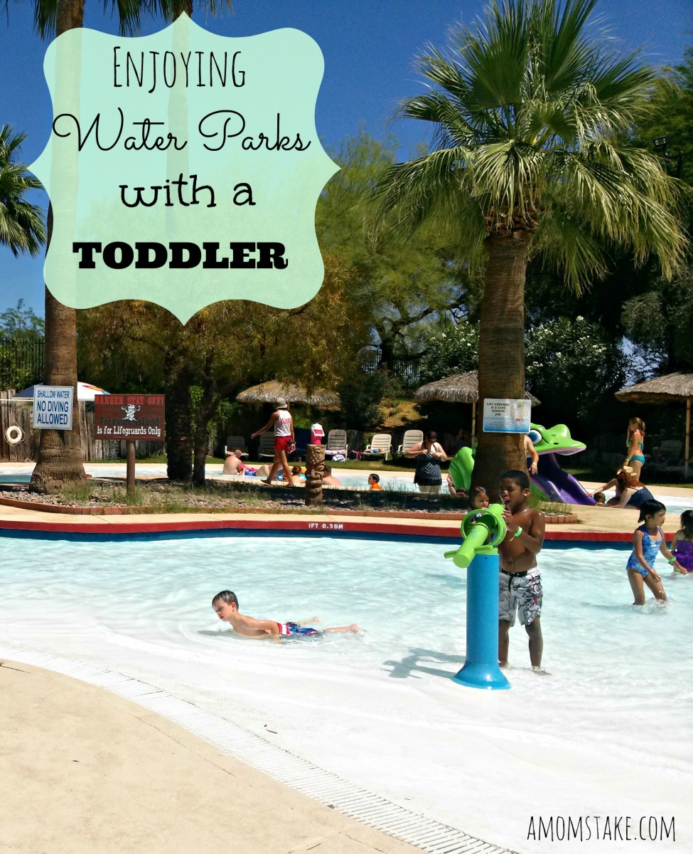 What to Bring to a Water Park with Toddlers & Still Enjoy It! 1 water parks