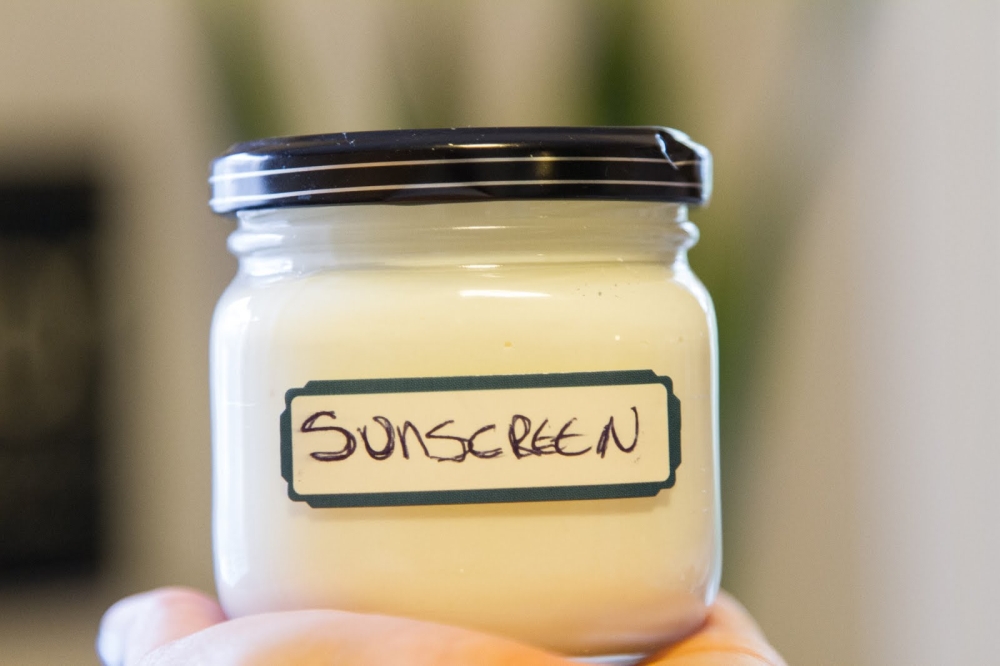 DIY Moisturizing Sunscreen recipe