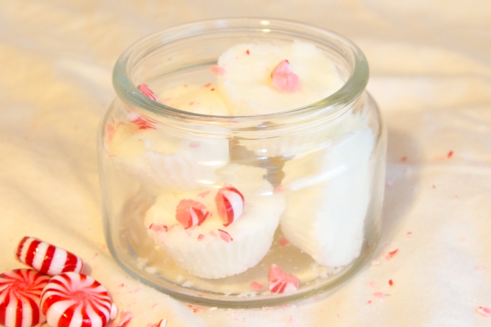 DIY Candy Cane Bath Bombs