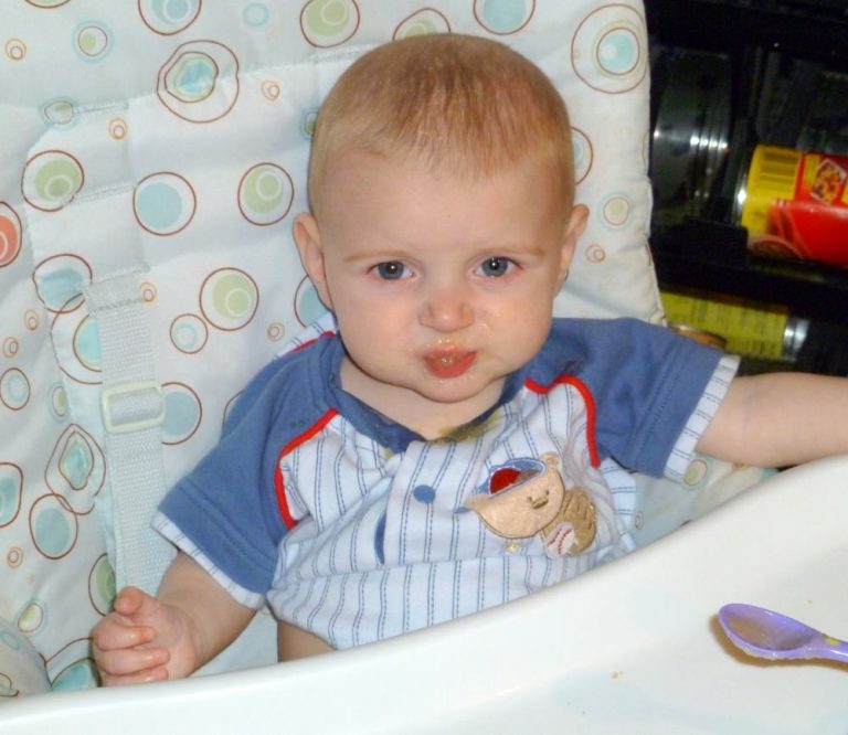 6 Common Baby Feeding Questions and Answers!