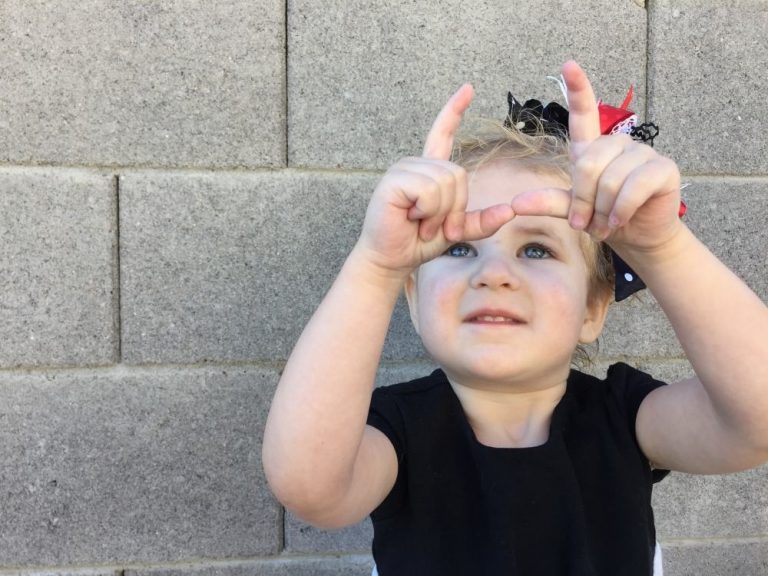 Game Day Bow Tutorial