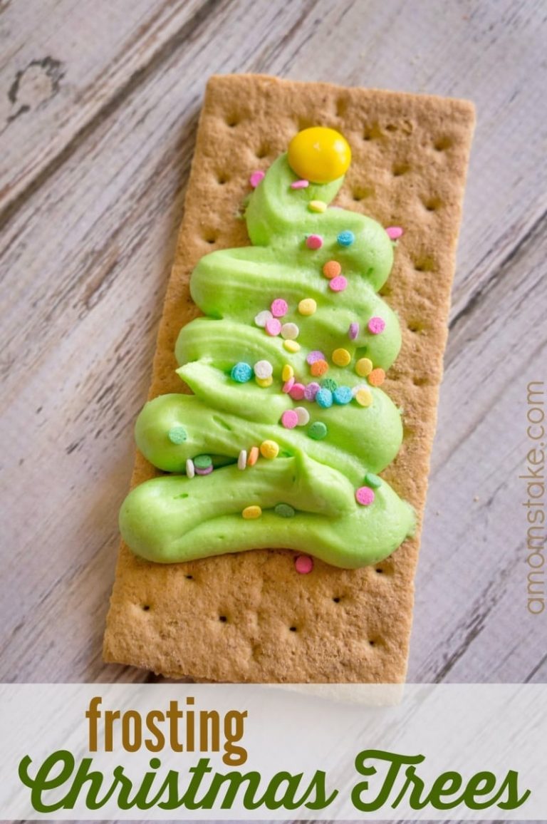 Frosting Christmas Trees Graham Cracker Treats