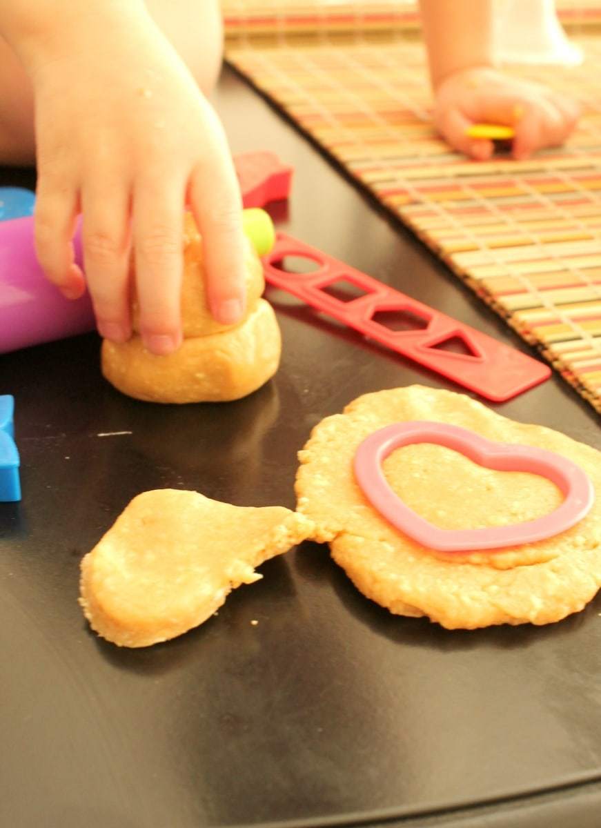 4 Ingredient Edible Play Dough 4 play dough