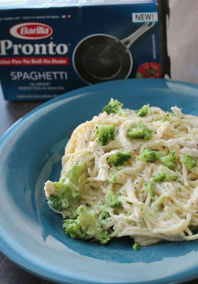 chicken and broccoli alfredo