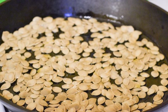 A yummy, easy fall snack - Baked Pumpkin Seeds Recipe!