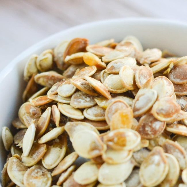 A yummy, easy fall snack - Baked Pumpkin Seeds Recipe!