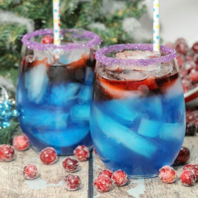Sparkling Cider Drink | 10 Delicious Non-Alcoholic Cocktails You Can Serve on A Weekend Party