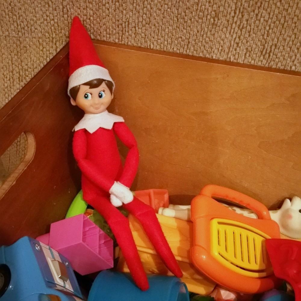 elf on the shelf pictures