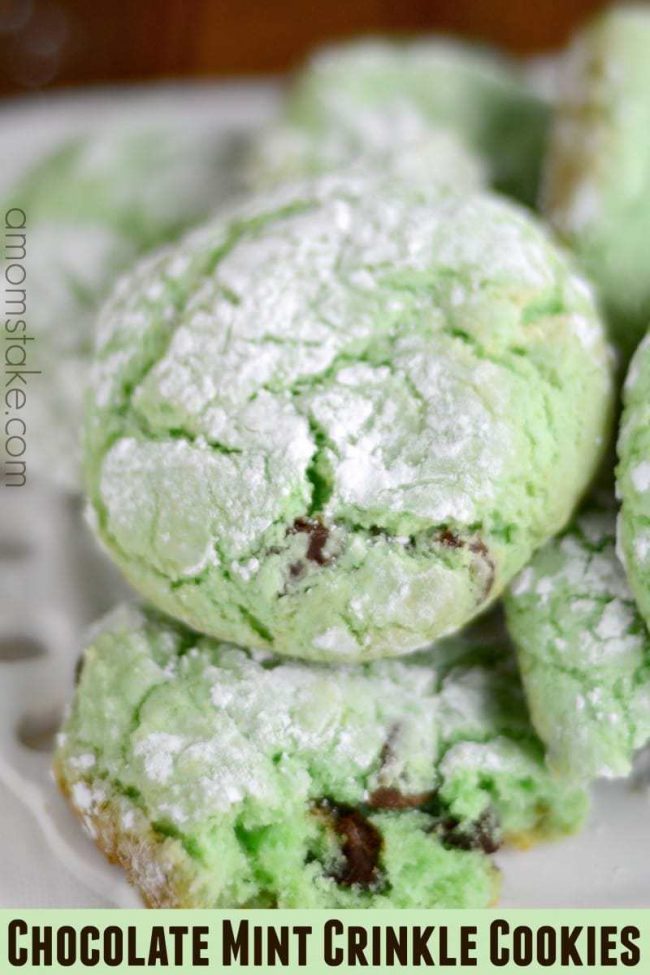 Delicious chocolate mint crinkle cookies! So easy and cheap! Great for holidays like St Patricks day and Christmas.