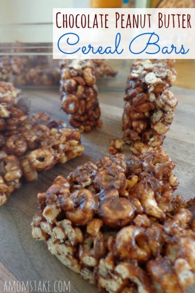 A yummy Chocolate Peanut Butter cereal bar breakfast on the go or after school snack, your kids are going to love this kid friendly recipe.