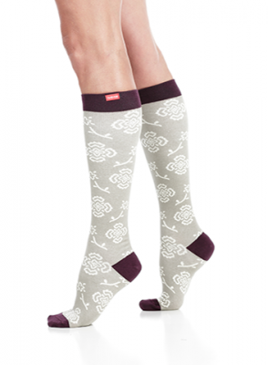 vimvigr-women-queens-floral-grey-burgundy-cotton-compression-socks-1