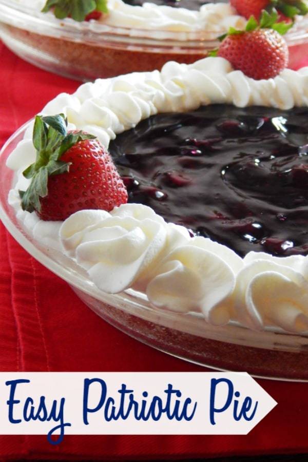 15 minute easy patriotic pie with a festive red white and blue!
