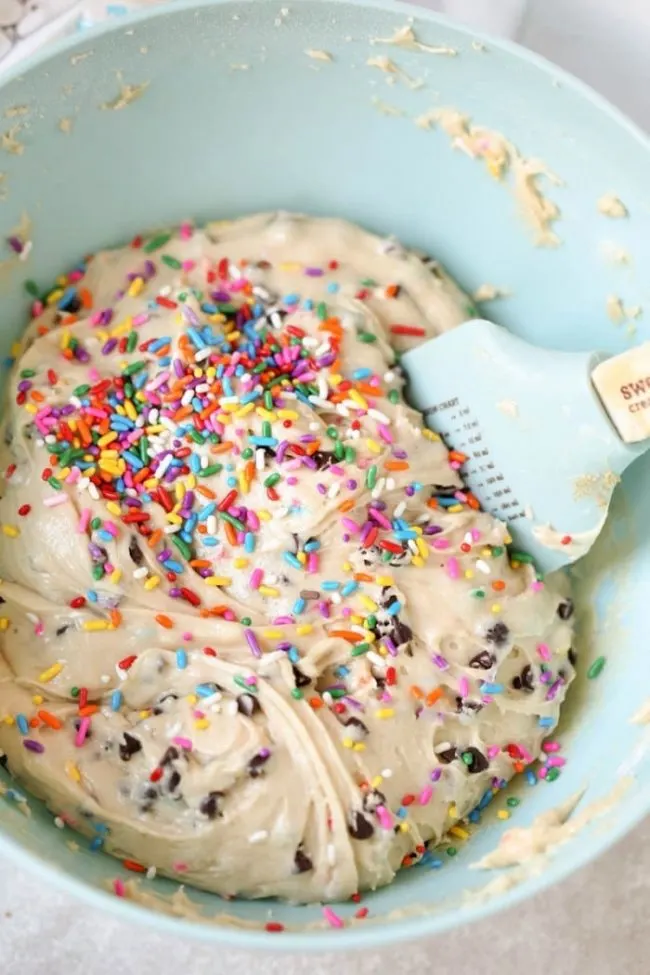 No Bake Cookie Dough Bars 4 So delicious, these no bake cookie dough bars are easy to make and no baking required! You'll love this easy cookie bar dessert with sprinkles!