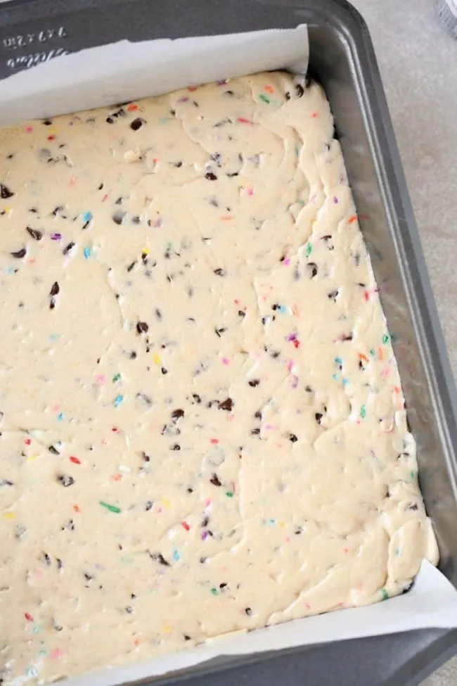No Bake Cookie Dough Bars 5 So delicious, these no bake cookie dough bars are easy to make and no baking required! You'll love this easy cookie bar dessert with sprinkles!