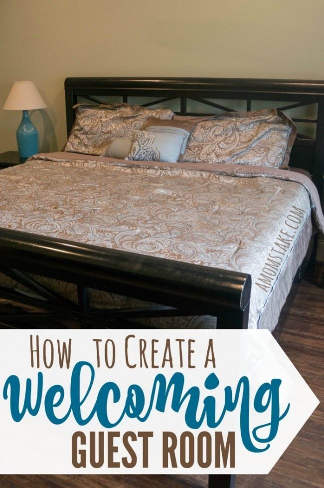 Simple tips on how to create a welcoming guest room for your visitors.