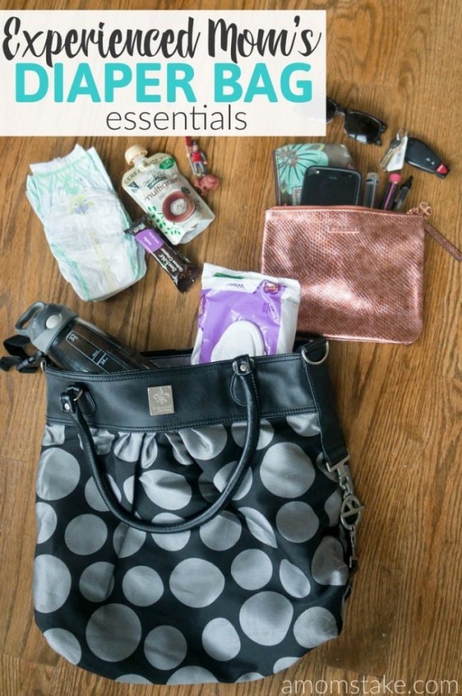 Pregnancy Checklist: Your 3rd Trimester Experienced Moms Diaper Bag Essentials