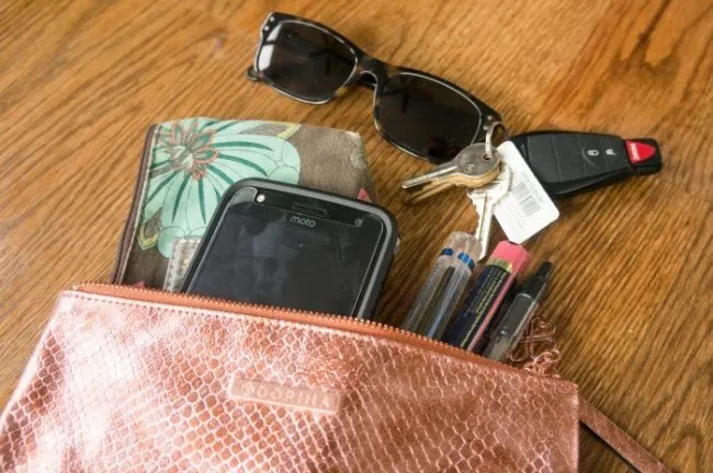 moms grab and go tote