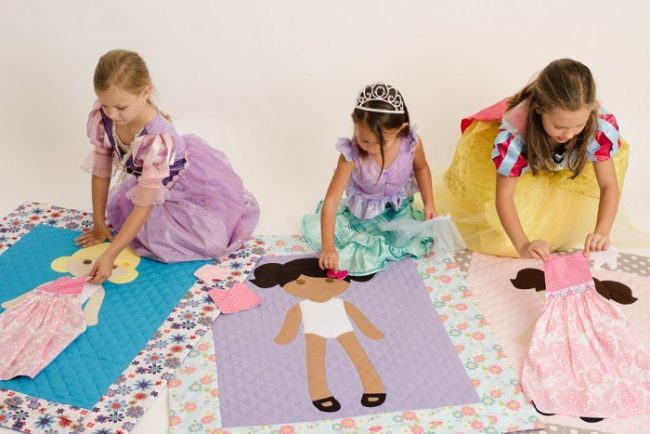 19 Amazing Ideas to Keep Kids Busy this Summer PaperDoll Blanket1