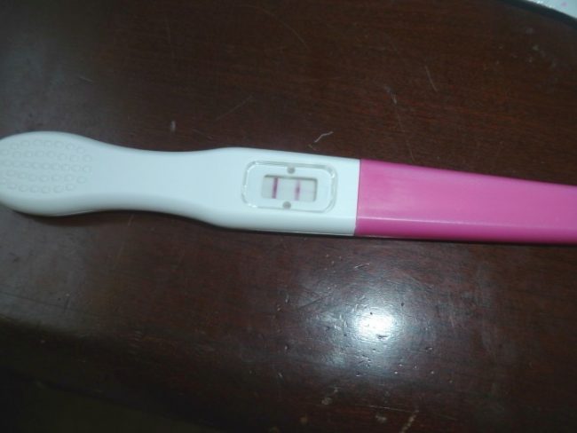 Pregnancy Checklist: Your 1st Trimester positive pregnancy test