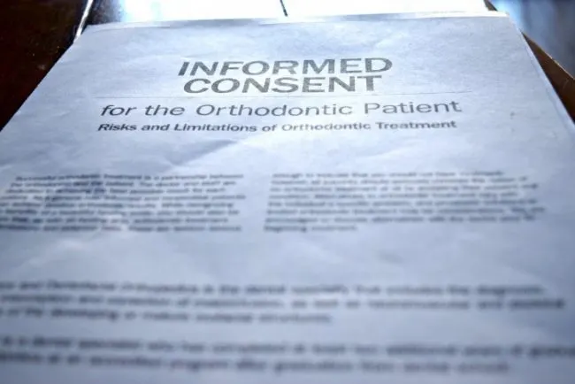 What to Expect at Your First Orthodontist Appointment ES consent