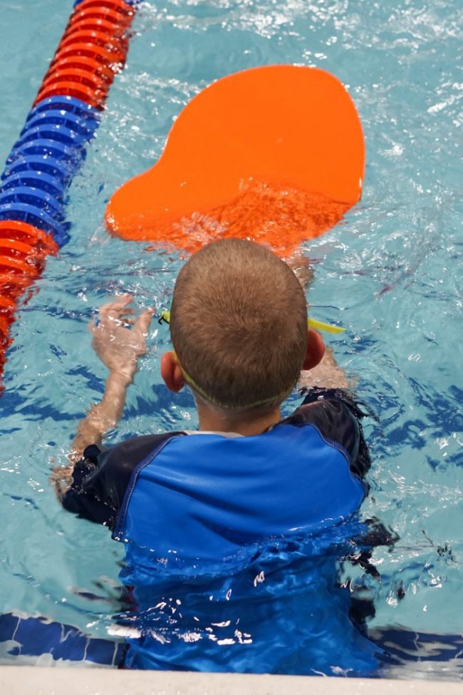 kids swimming lessons