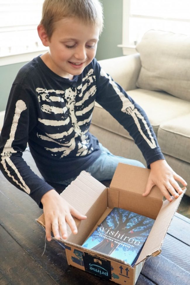 8 Ways To Get Kids Excited About Reading with Amazon's Prime Book Box Amazon Prime Books 09758