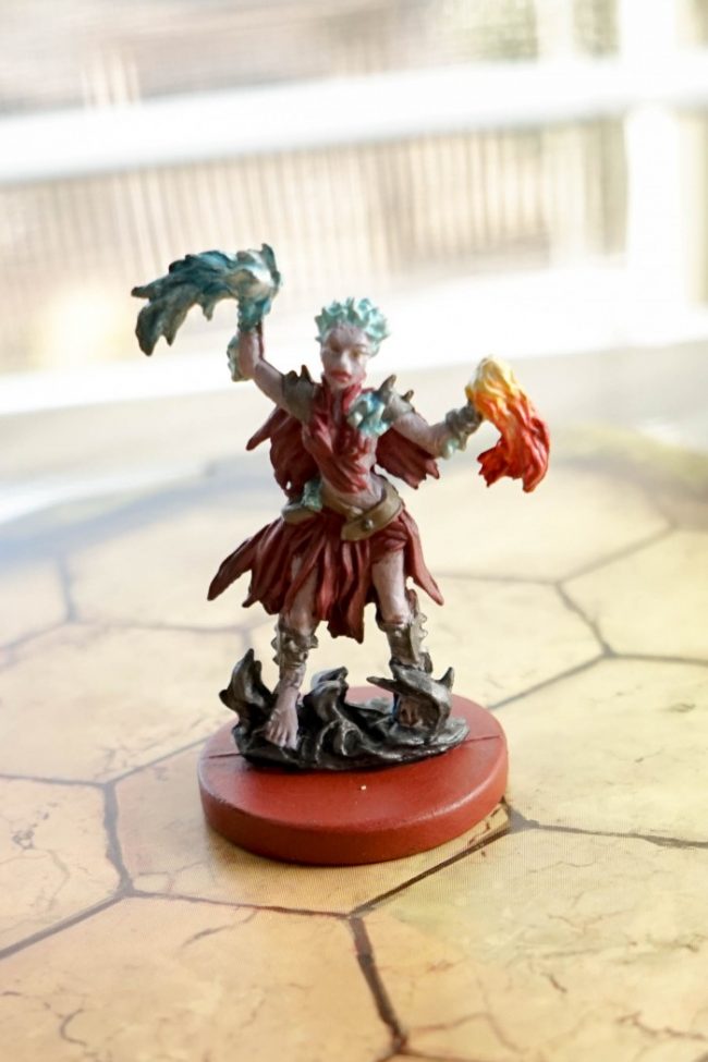 How to: Painting Gloomhaven Miniatures Using $1 Paints! Gloomhaven Painted Spellweaver