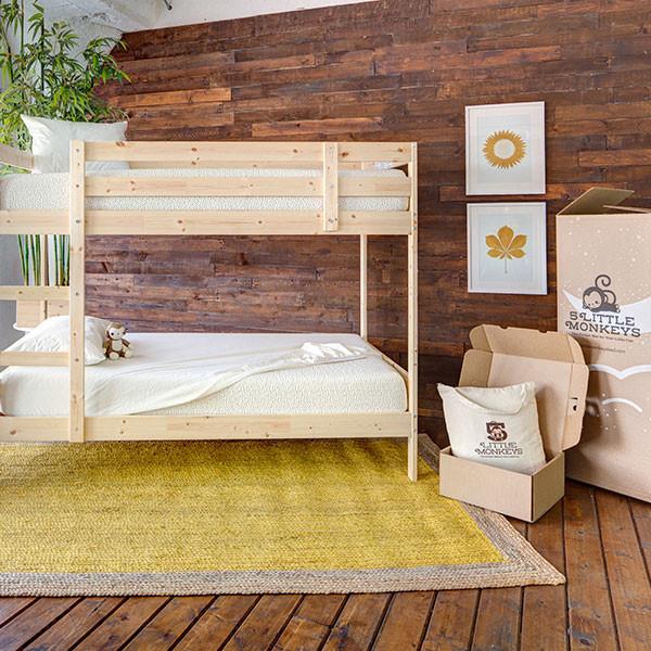Parent's Guide for the New School Year 5 little monkeys bed