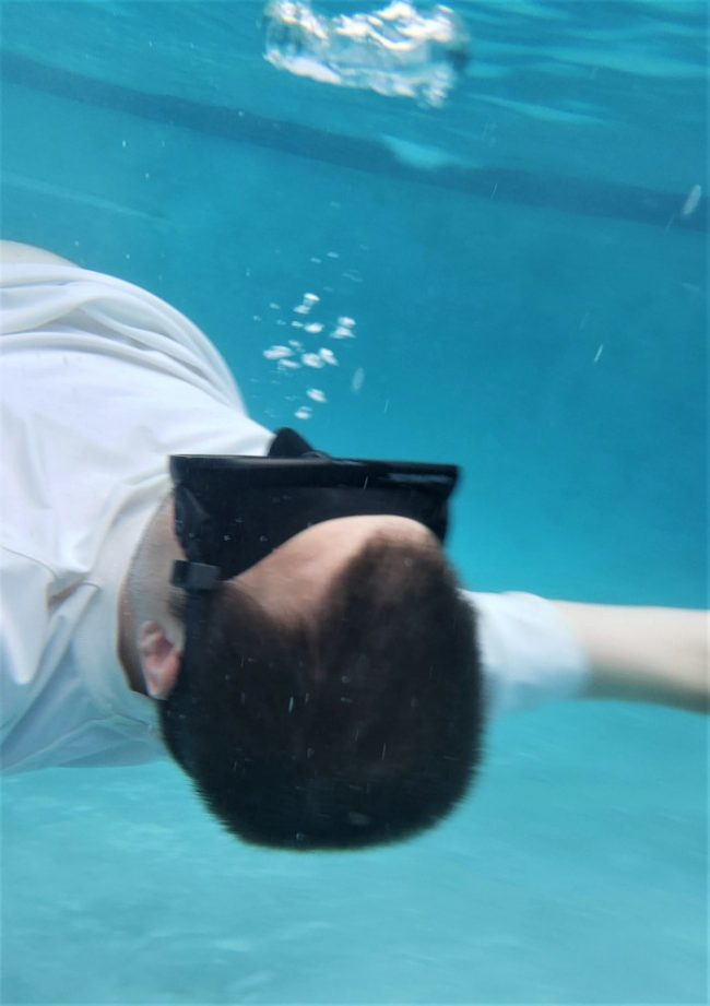Pool Day Packing List & Tips 10 Pool Day Packing List & Tips pool bubbles
