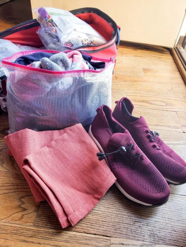 72 Hour Kits: The Complete Bug Out Bag List 19 mesh document bag helps organize our 72 hour kit